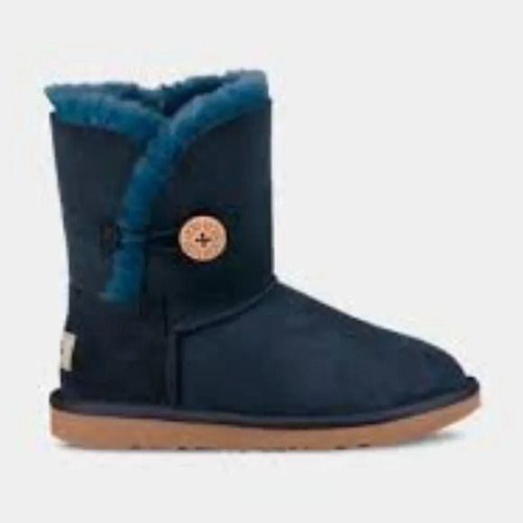 UGG Bailey Button II Boot Sheepskin Classic Boots Size 4 - Picture 2 of 7